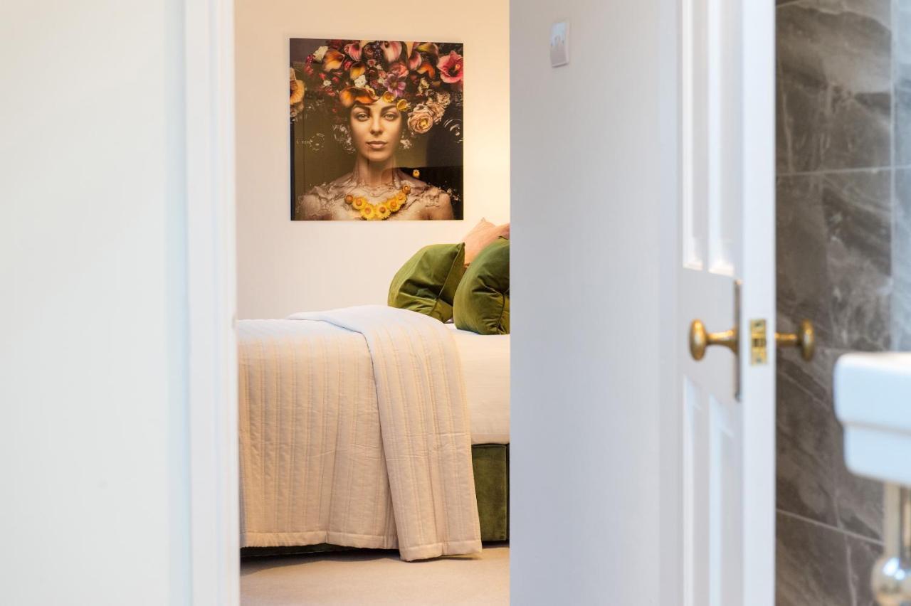 The Tower By Harrogate Serviced Apartments Esterno foto