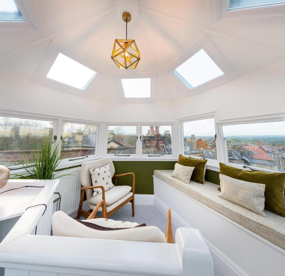 The Tower By Harrogate Serviced Apartments Esterno foto