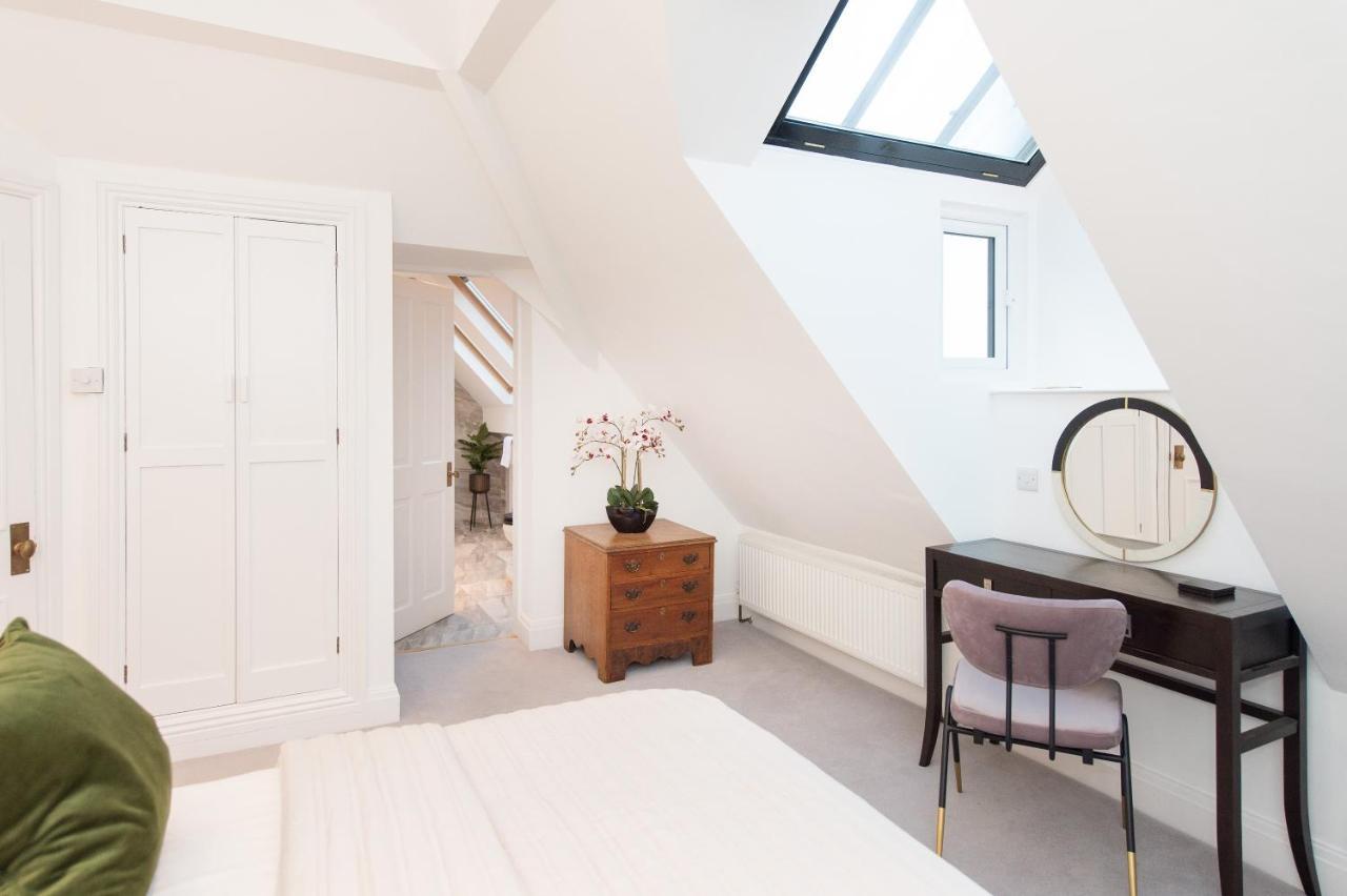 The Tower By Harrogate Serviced Apartments Esterno foto