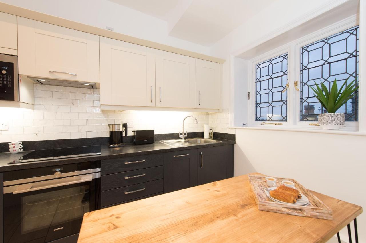 The Tower By Harrogate Serviced Apartments Esterno foto